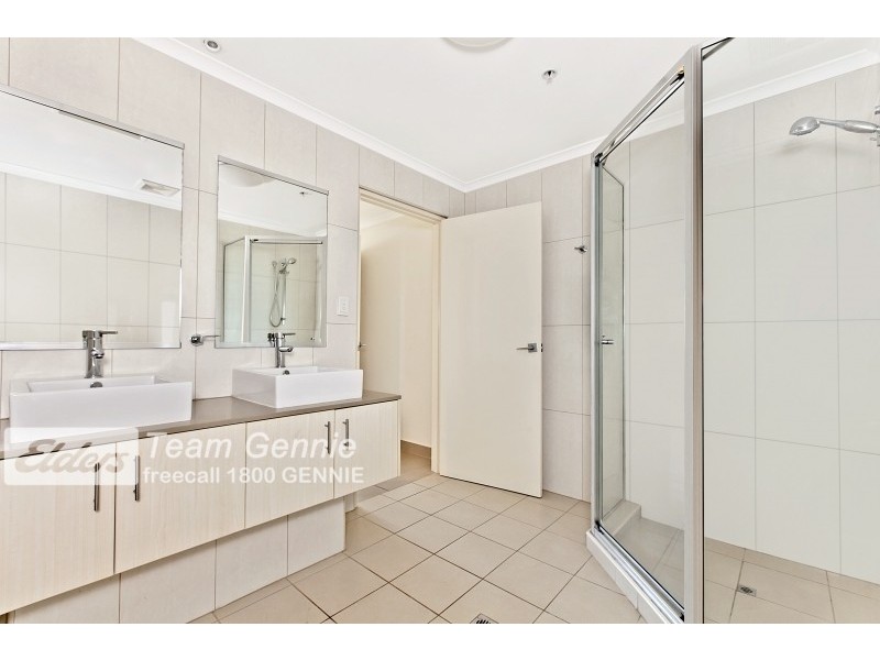 28/96 Woods Street, Darwin NT 0800