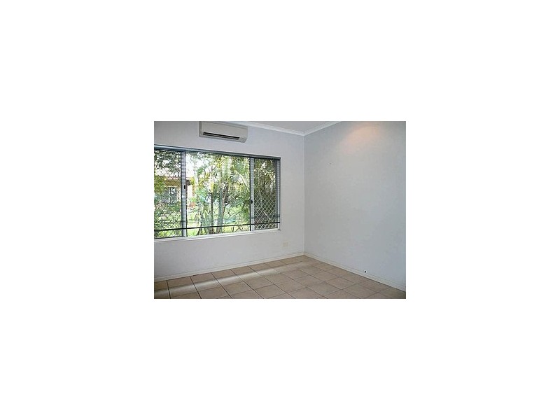 21 McGowan, Gunn NT 0832