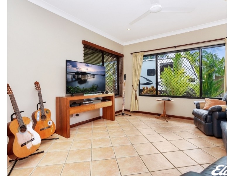 27 Fish River Way, Gunn NT 0832