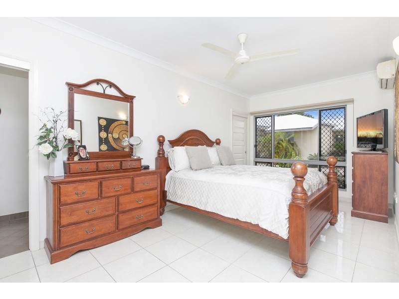 2/11 Hedley Place, Durack NT 0830