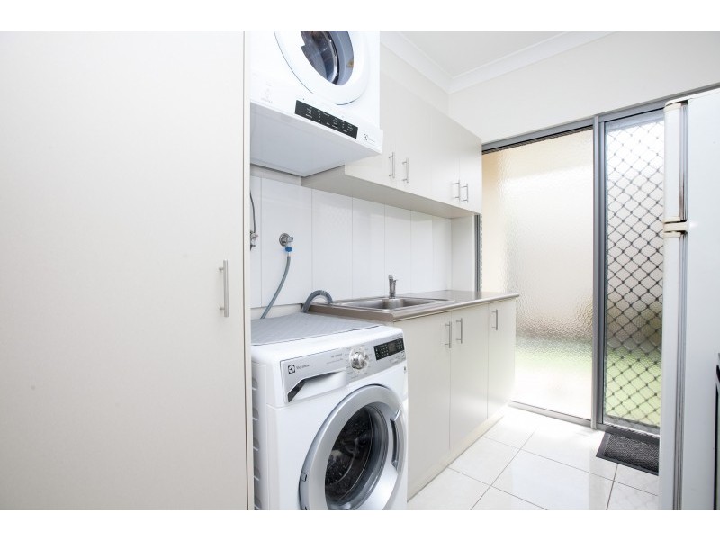 2/11 Hedley Place, Durack NT 0830