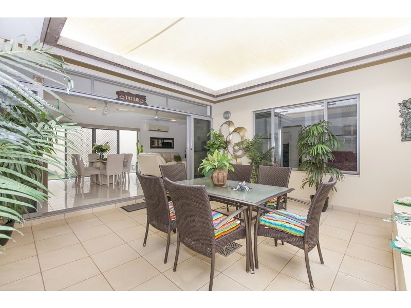 2/11 Hedley Place, Durack NT 0830