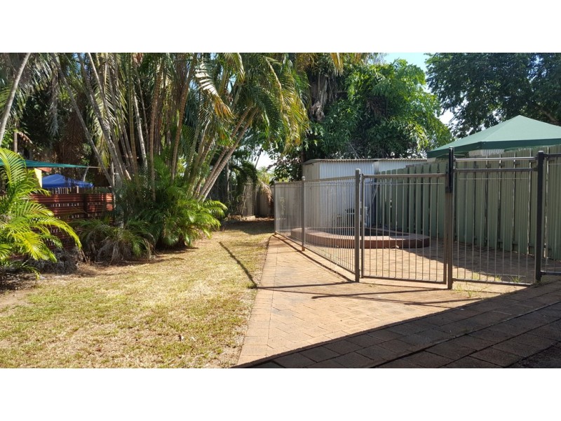 2/4 Lowe Court, Driver NT 0830