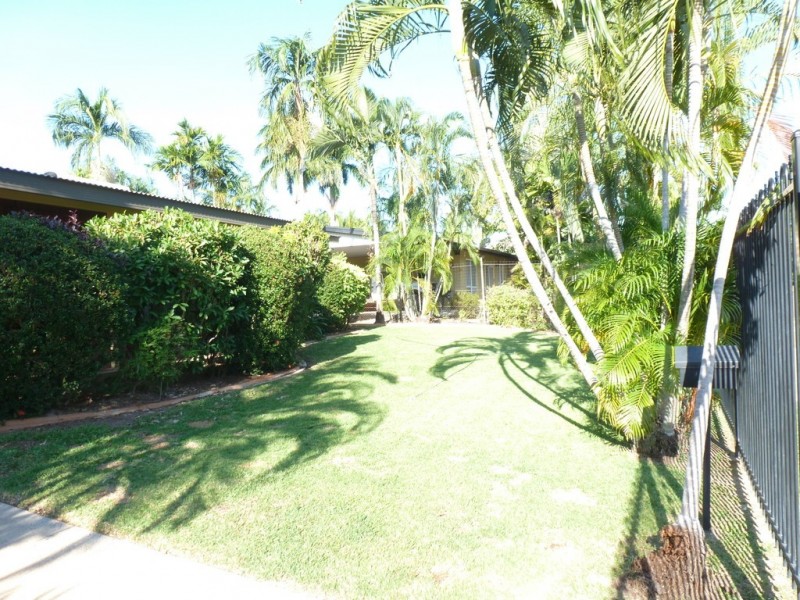 23 Cuthbertson Crescent, Moulden NT 0830