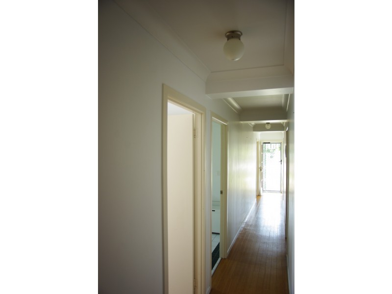 6 Seventh Avenue, South Townsville QLD 4810