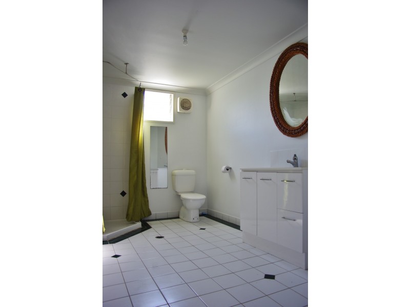 6 Seventh Avenue, South Townsville QLD 4810