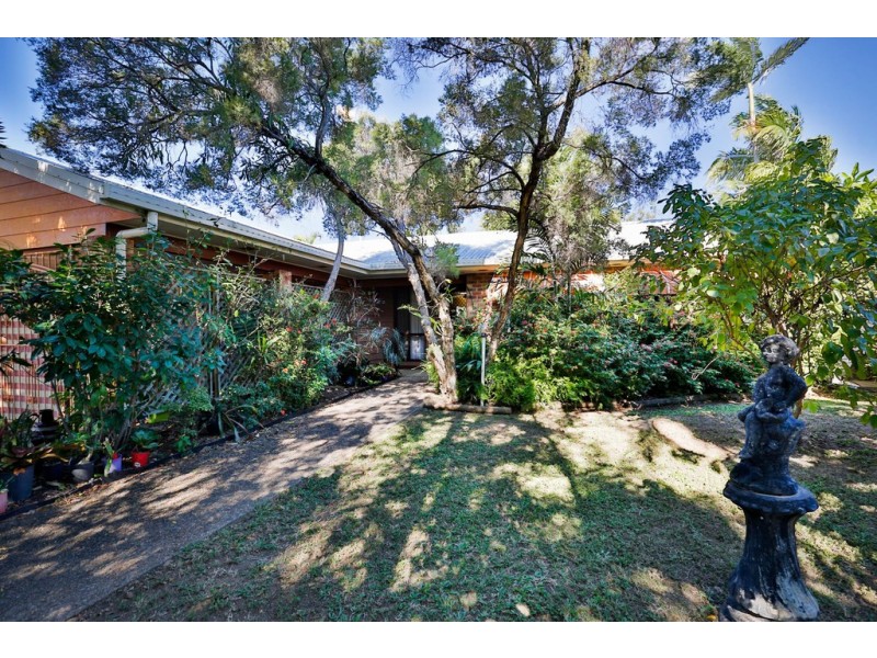 8 PARNELL COURT, Cranbrook QLD 4814