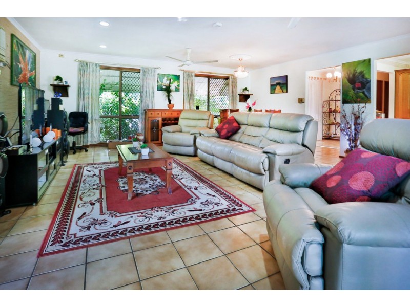 8 PARNELL COURT, Cranbrook QLD 4814