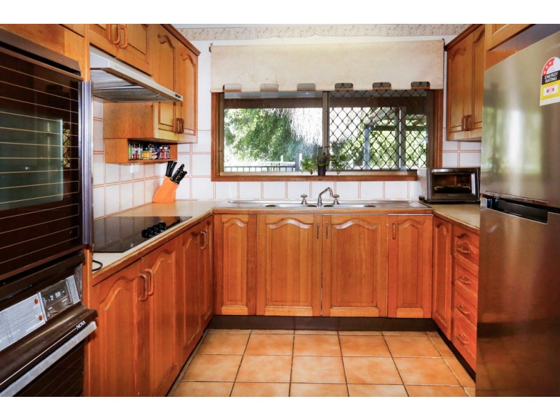 8 PARNELL COURT, Cranbrook QLD 4814