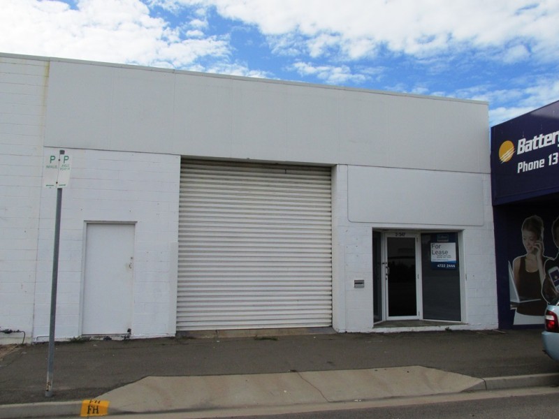 Unit 2 / 247 INGHAM ROAD, Garbutt QLD 4814