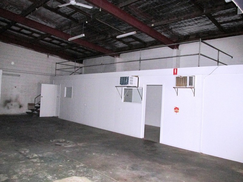 Unit 2 / 247 INGHAM ROAD, Garbutt QLD 4814