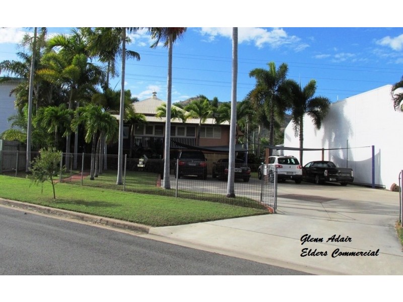 7 WOOLCOCK STREET, Hyde Park QLD 4812