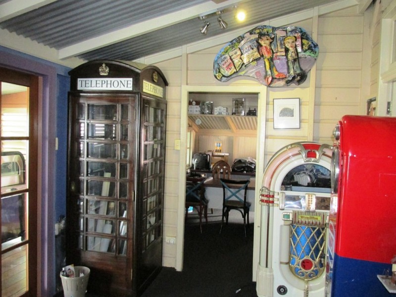 7 WOOLCOCK STREET, Hyde Park QLD 4812