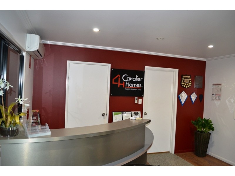 1 / 442 WOOLCOCK STREET, Garbutt QLD 4814