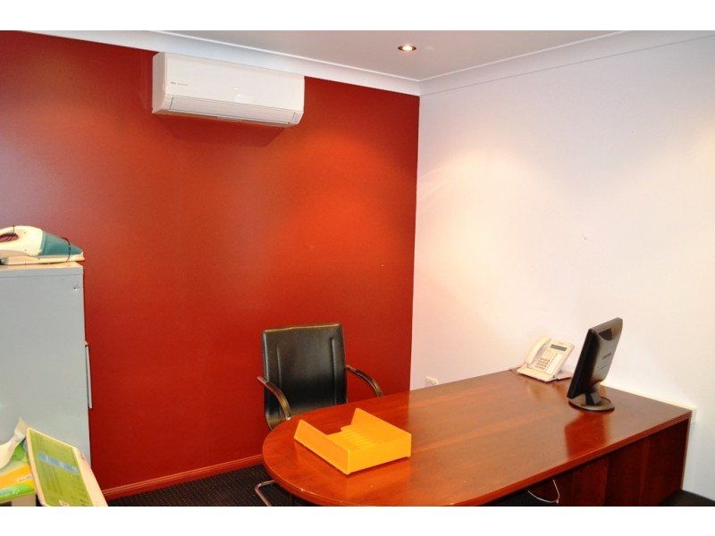 1 / 442 WOOLCOCK STREET, Garbutt QLD 4814