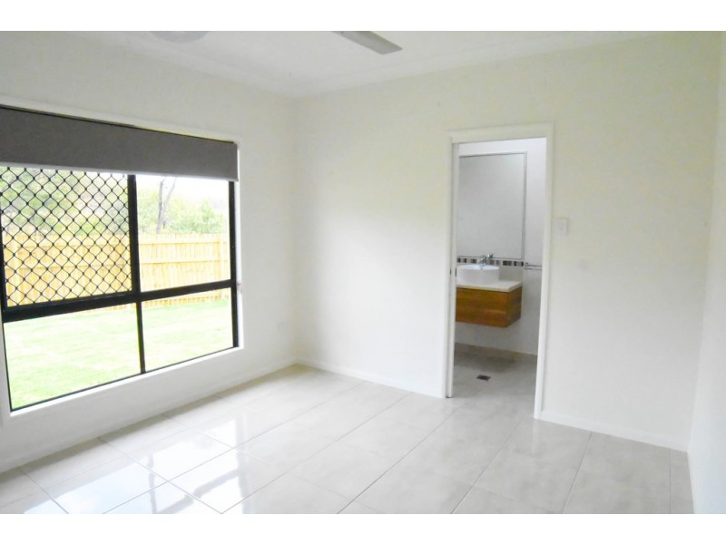 2 Arana Close, Douglas QLD 4814