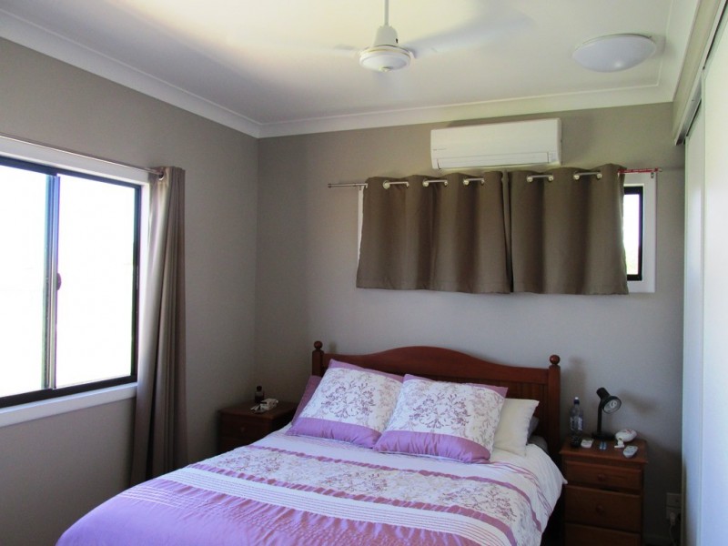 Unit A / 7 Carmya Street, Bohle QLD 4818