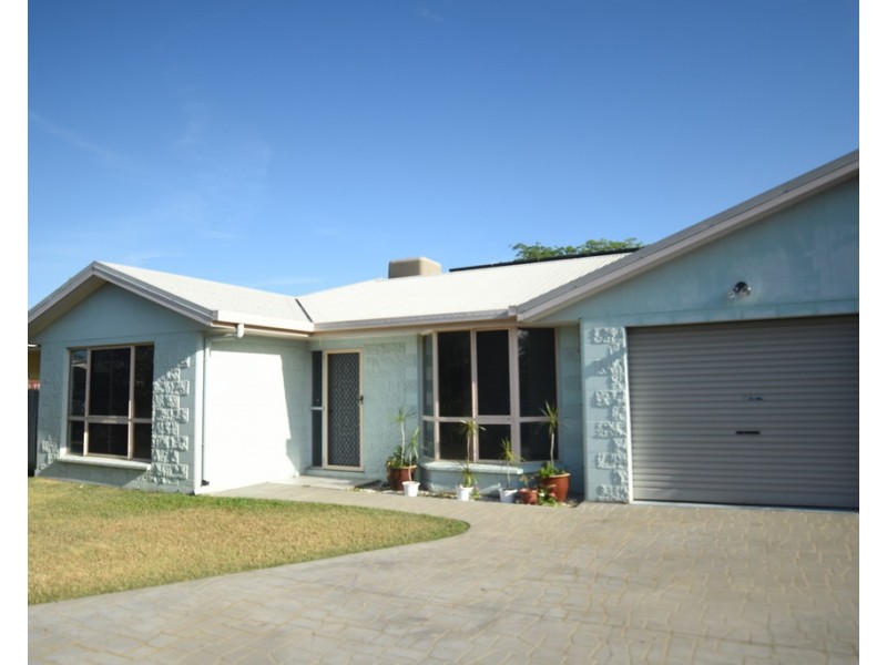 15 DALKEITH CRESCENT, Mount Louisa QLD 4814