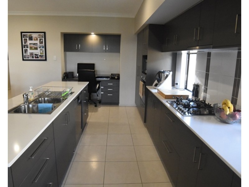 Bohle Plains QLD 4817