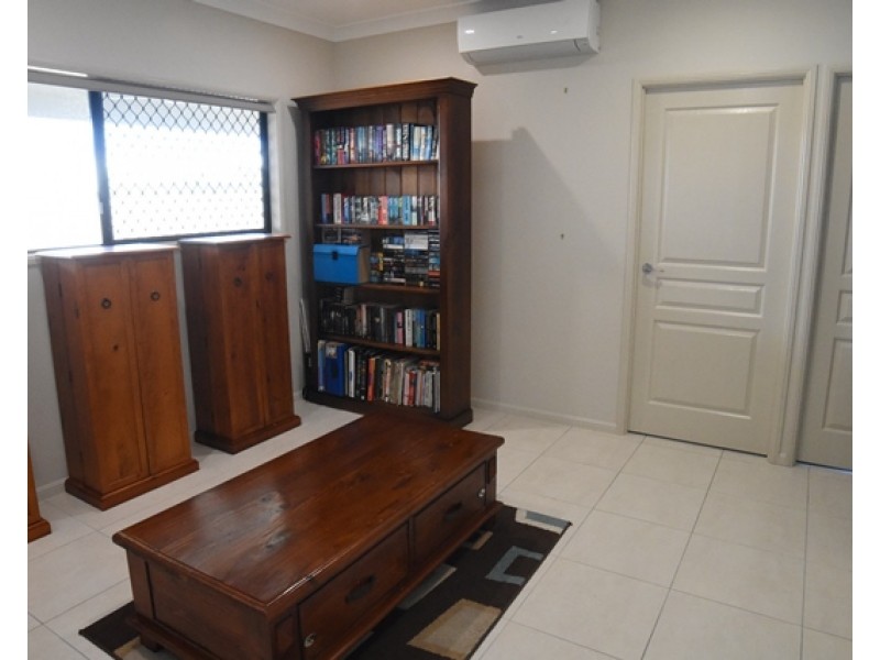 Bohle Plains QLD 4817