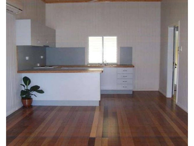 7 Dillane Street, Hyde Park QLD 4812