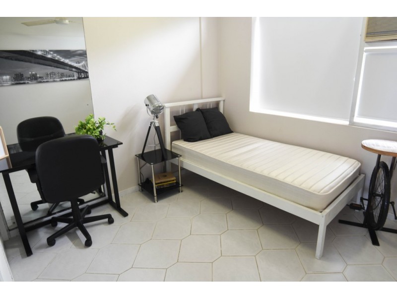 14/23A Cleveland Terrace, North Ward QLD 4810