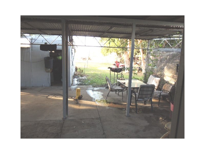 15 BRABY STREET, Alva QLD 4807