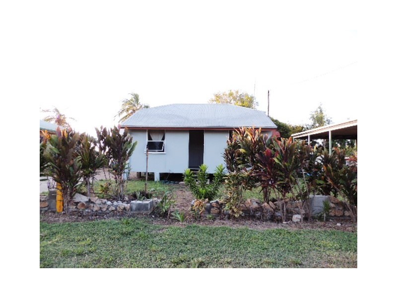 15 BRABY STREET, Alva QLD 4807