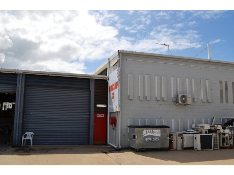 Unit 3 / 45 Keane Street, Currajong QLD 4812