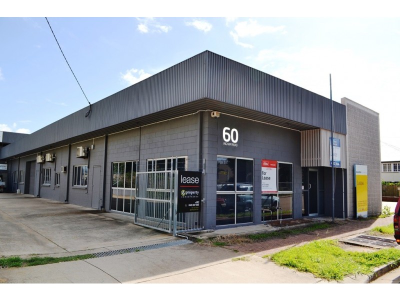 1 / 60 INGHAM ROAD, West End QLD 4810