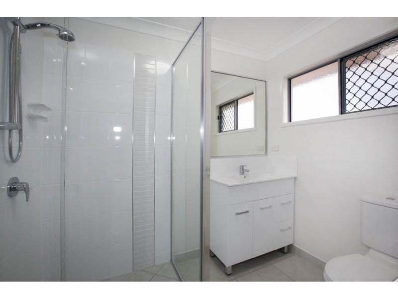 28 delaware, Mount Louisa QLD 4814