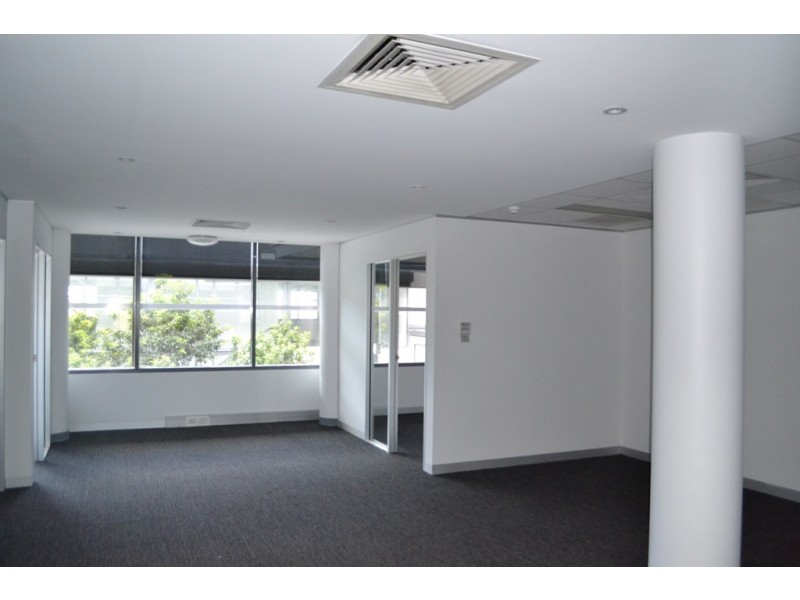 SUITE 2 / 6 APLIN STREET, Townsville City QLD 4810