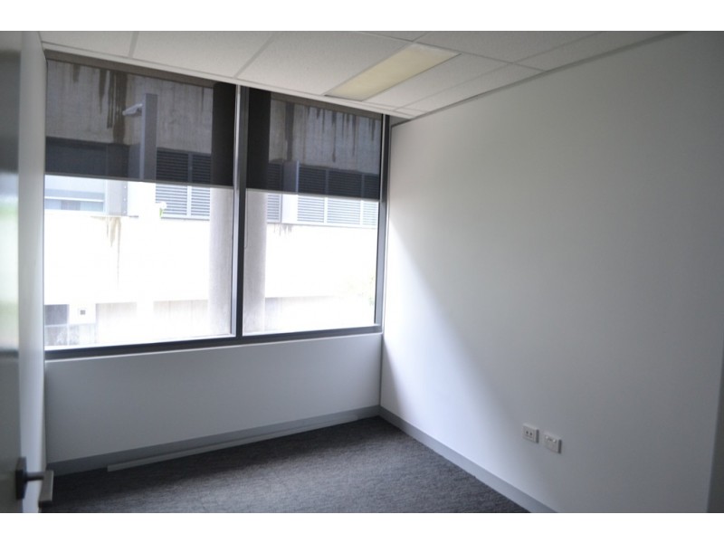 SUITE 2 / 6 APLIN STREET, Townsville City QLD 4810