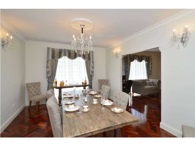 15 TINDALL COURT, Alligator Creek QLD 4816