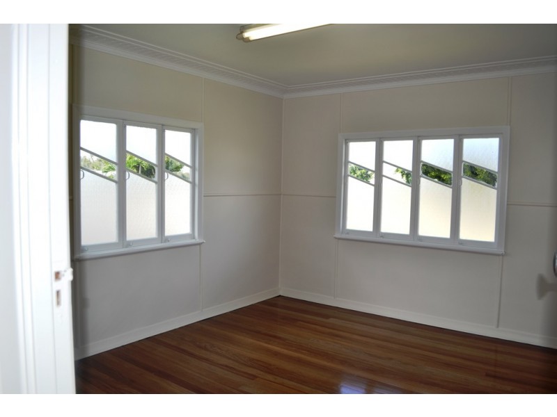 163 INGHAM ROAD, West End QLD 4810