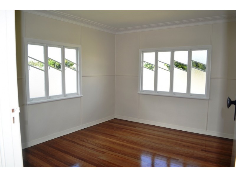 163 INGHAM ROAD, West End QLD 4810
