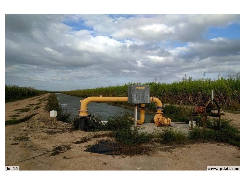 32800 BRUCE HWY, Horseshoe Lagoon QLD 4809