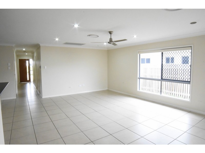 30 MADONIS WAY, Burdell QLD 4818