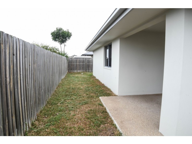 30 MADONIS WAY, Burdell QLD 4818