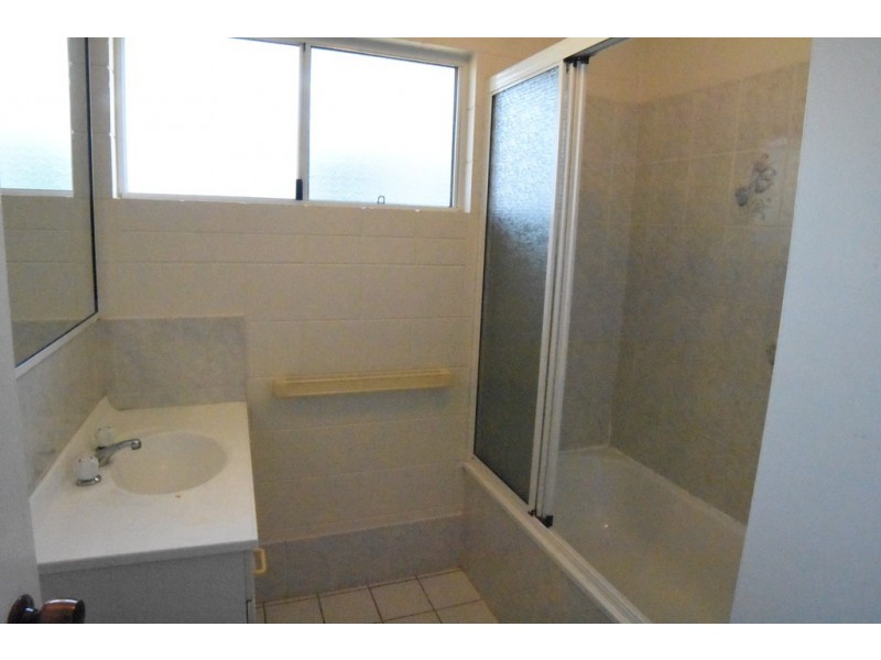 50 Griffey street, Burdell QLD 4818