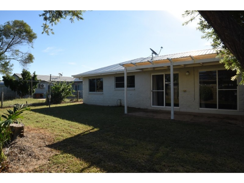 50 griffey street, Burdell QLD 4818