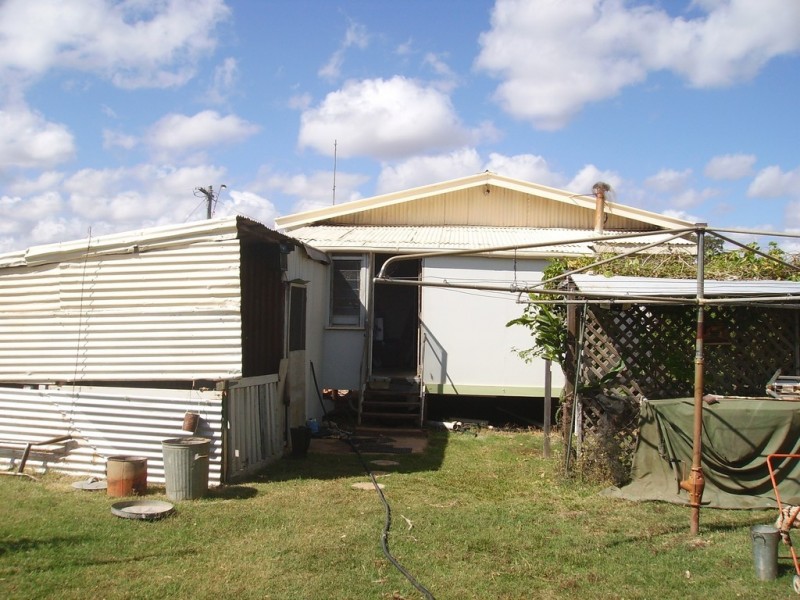 12 Torrens Street, Torrens Creek QLD 4816