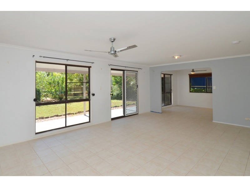 8 Acheron Drive, Balgal Beach QLD 4816