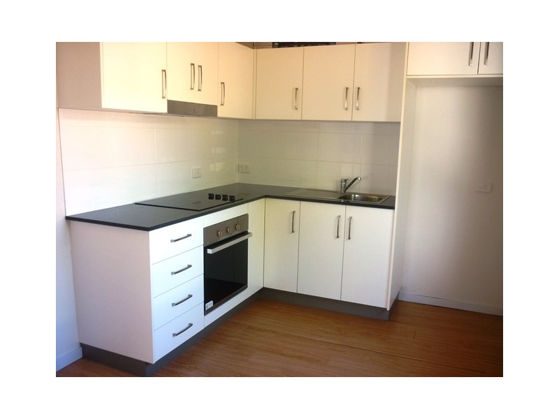 5 RAILWAY AVENUE, Railway Estate QLD 4810