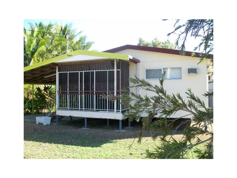 82 JOHN DORY STREET, Cungulla QLD 4816