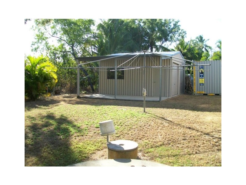 82 JOHN DORY STREET, Cungulla QLD 4816