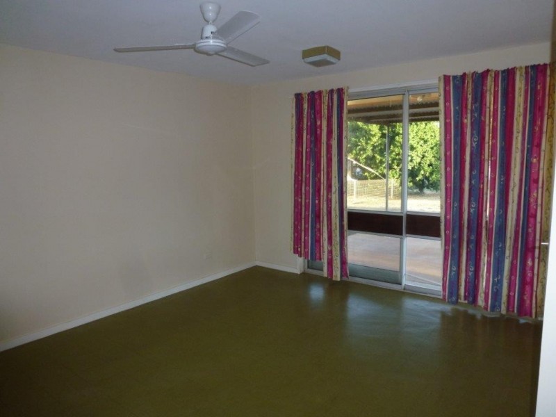 4 Geranium Court, Greenvale QLD 4816
