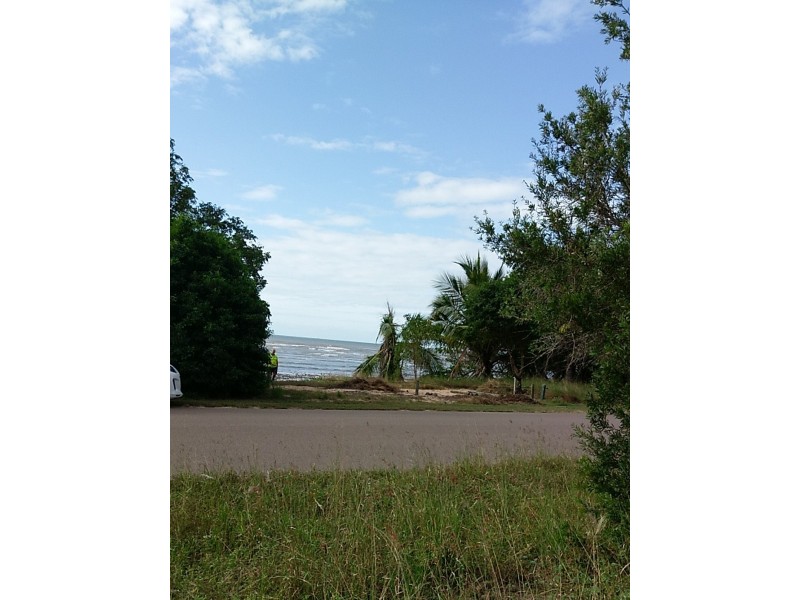 69 The Esplanade, Toolakea QLD 4818