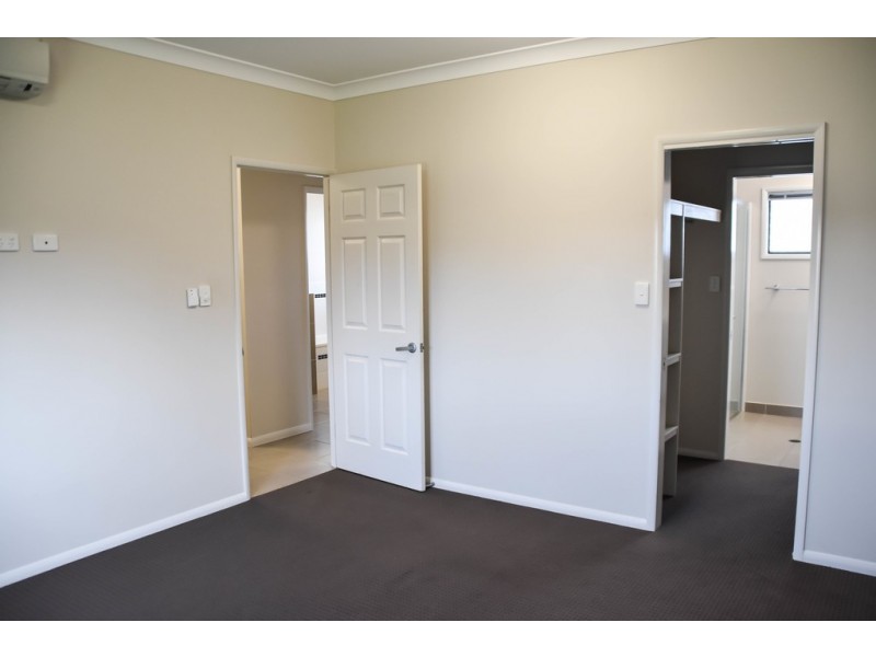 127-129 Marquise Circuit, Burdell QLD 4818