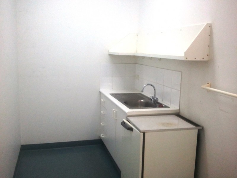 1 – 3 Woodman Crt, Hyde Park QLD 4812